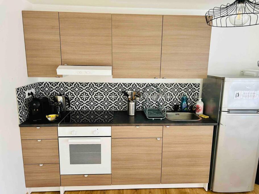 Magnifique Appartement Neuf 70M2 Lumineux Parking Cahors Exterior photo